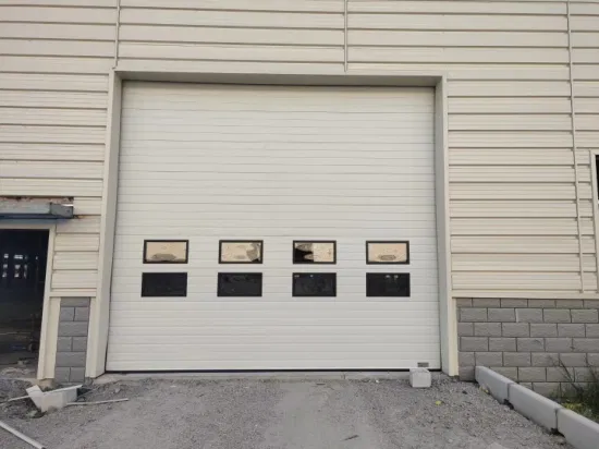 Il sollevamento verticale isolato termicamente d'acciaio automatico industriale arrotola il garage di rotolamento esterno del metallo o la porta a rulli sopraelevata sezionale d'acciaio per il magazzino